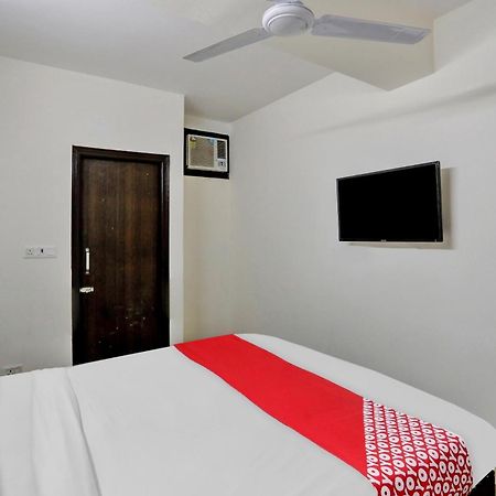 Hotel O Kalkaji Delhi New Delhi Exteriör bild