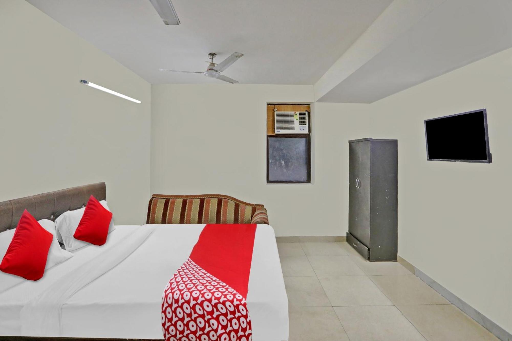 Hotel O Kalkaji Delhi New Delhi Exteriör bild